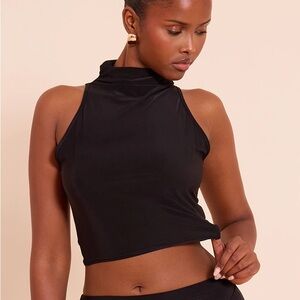 Black Slinky Funnel Neck Crop Top NEW 🏷️